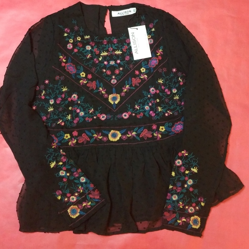 ALLISON Embroidered Swiss Dot Top